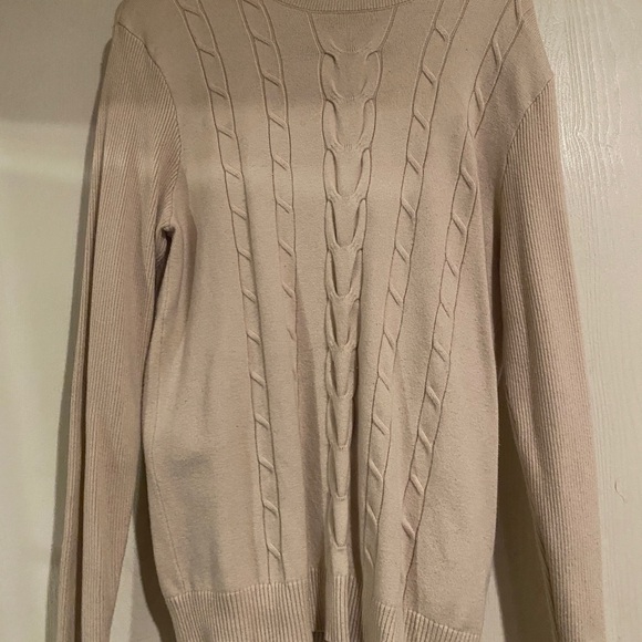 LEANI XL Turtleneck Sweater - Picture 6 of 6